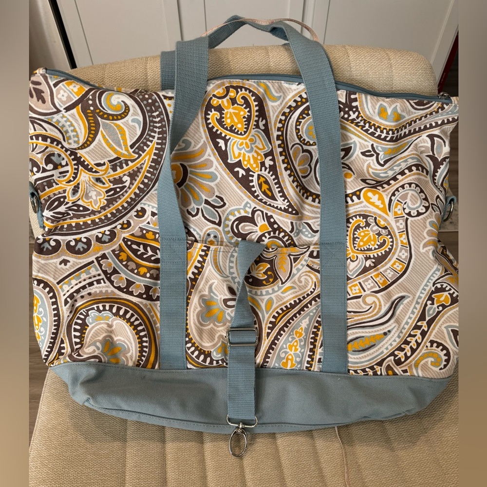Thirty-One Weekender Tote EUC